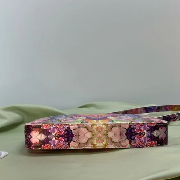 Extremely Rare, New with Tags, Mini Paris Blooming Cabata Bag - Picture 4 of 6